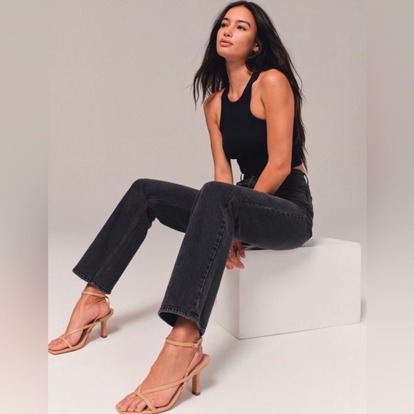 Abercrombie & Fitch Denim - Abercrombie & Fitch Vintage Denim Ultra High Rise 90s Straight Jean in Black